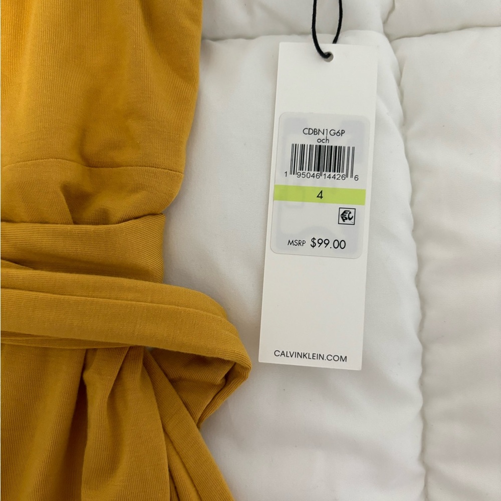 Yellow Dress - Picture 3 of 4